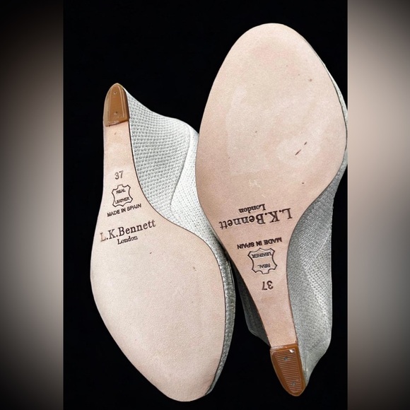 L.K. Bennett Erica Soft Gold high wedge, glitter knitted print size 37 - Picture 8 of 11